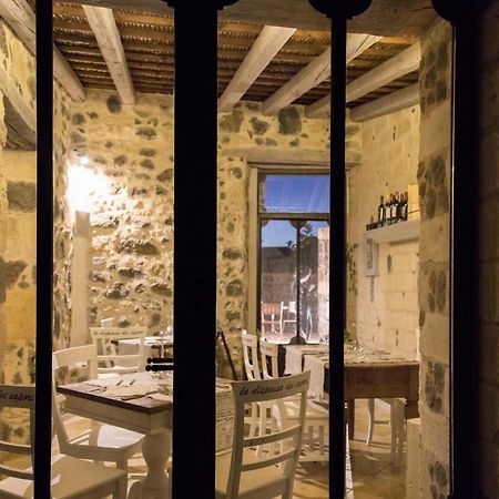 Il Cortiletto Hotel Maison Tresnuraghes Exteriör bild