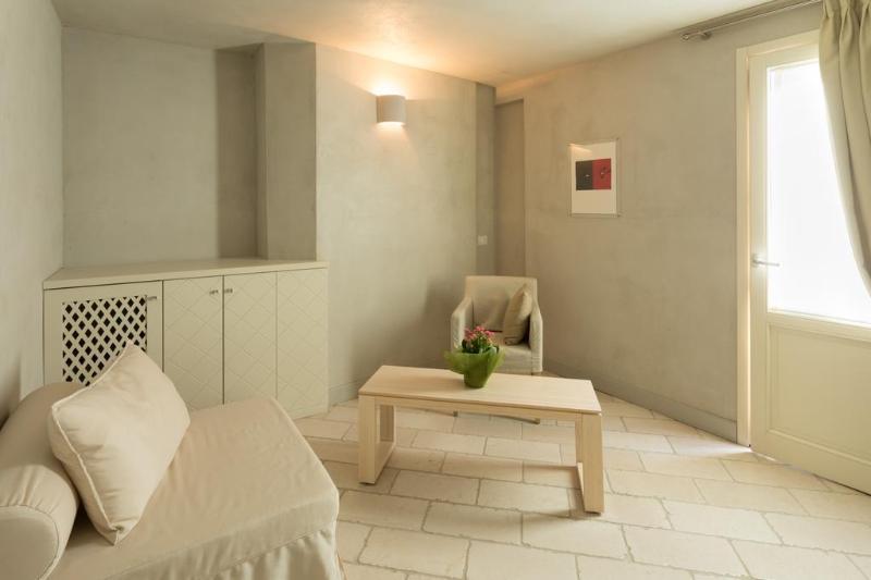 Il Cortiletto Hotel Maison Tresnuraghes Exteriör bild
