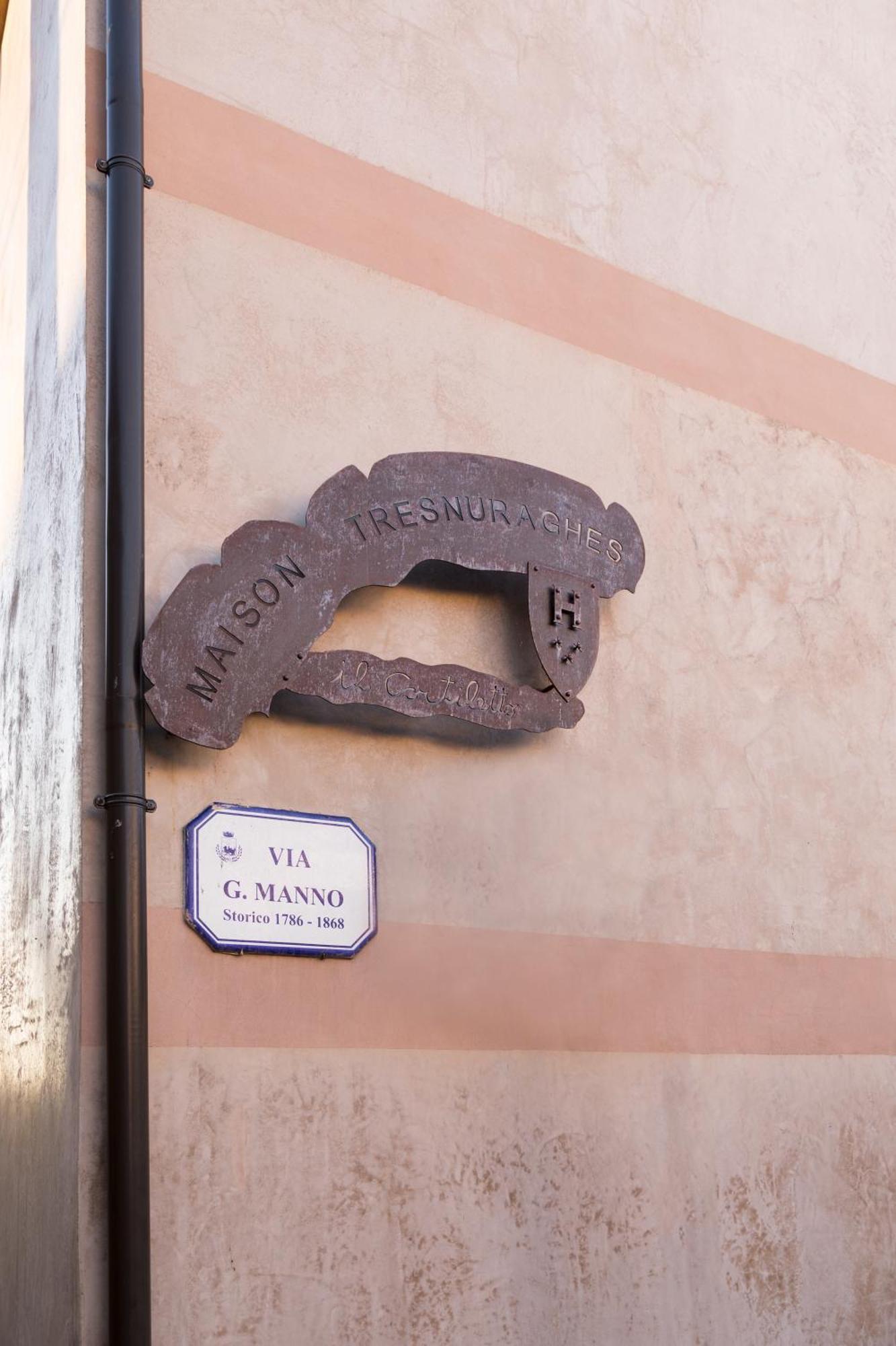Il Cortiletto Hotel Maison Tresnuraghes Exteriör bild