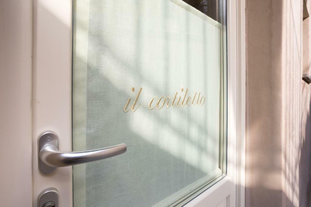 Il Cortiletto Hotel Maison Tresnuraghes Exteriör bild